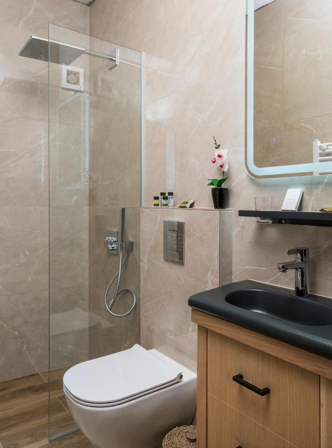 Anna Boutique Apartment คาโตดารัตโซ ภายนอก รูปภาพ