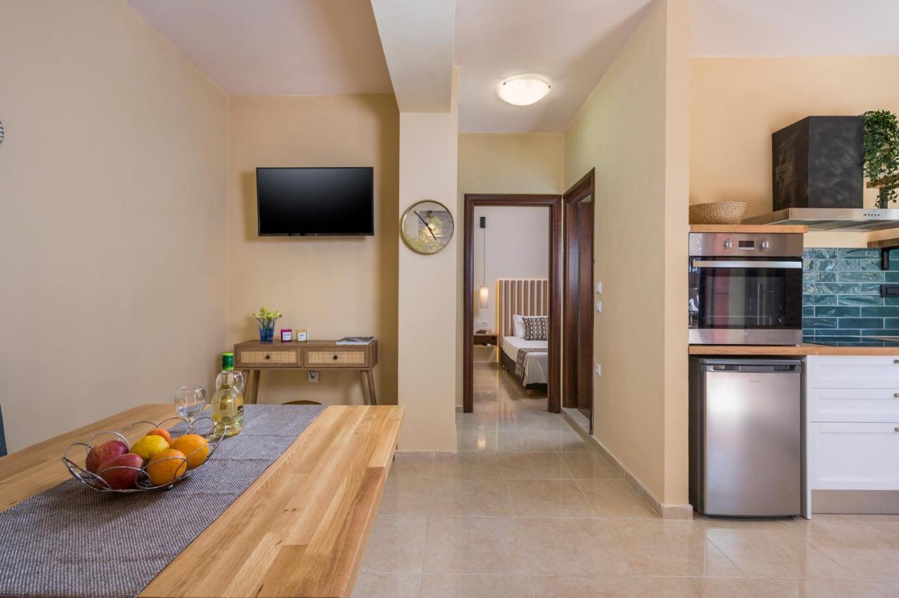 Anna Boutique Apartment คาโตดารัตโซ ภายนอก รูปภาพ